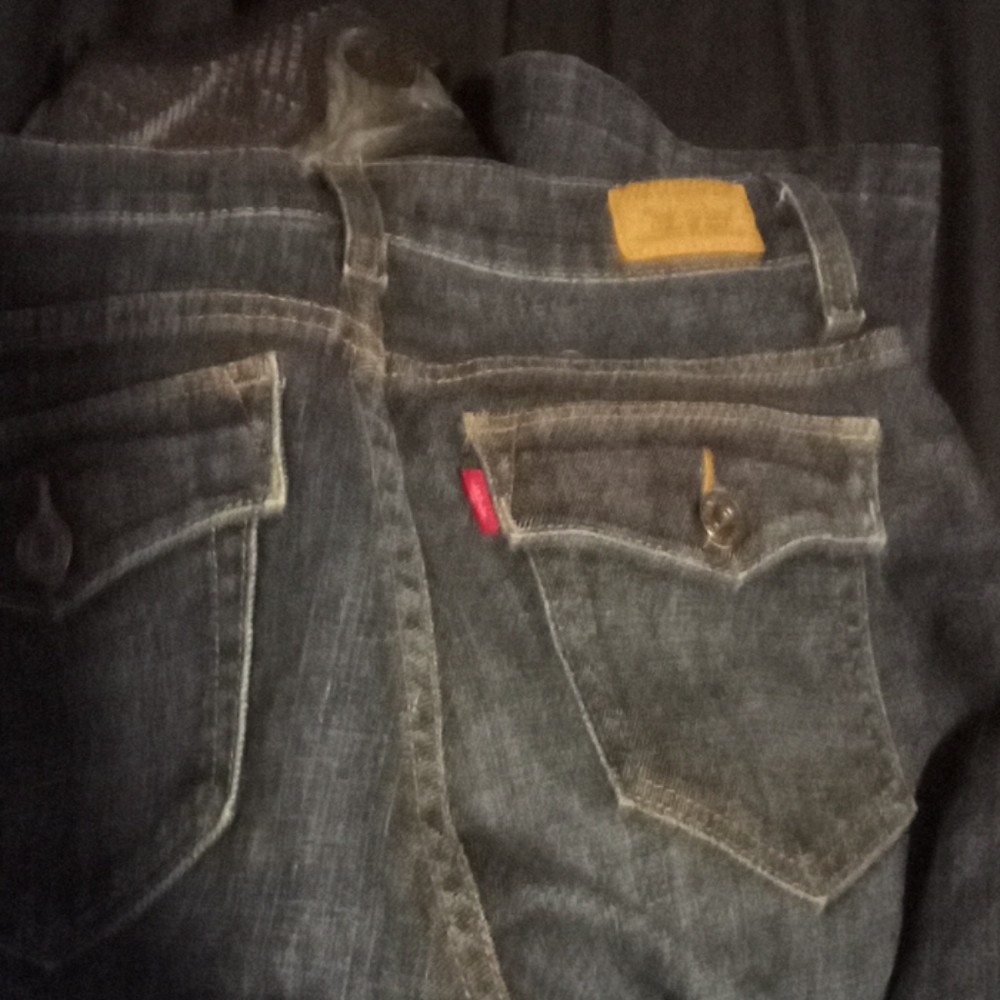 Levis  boot cut